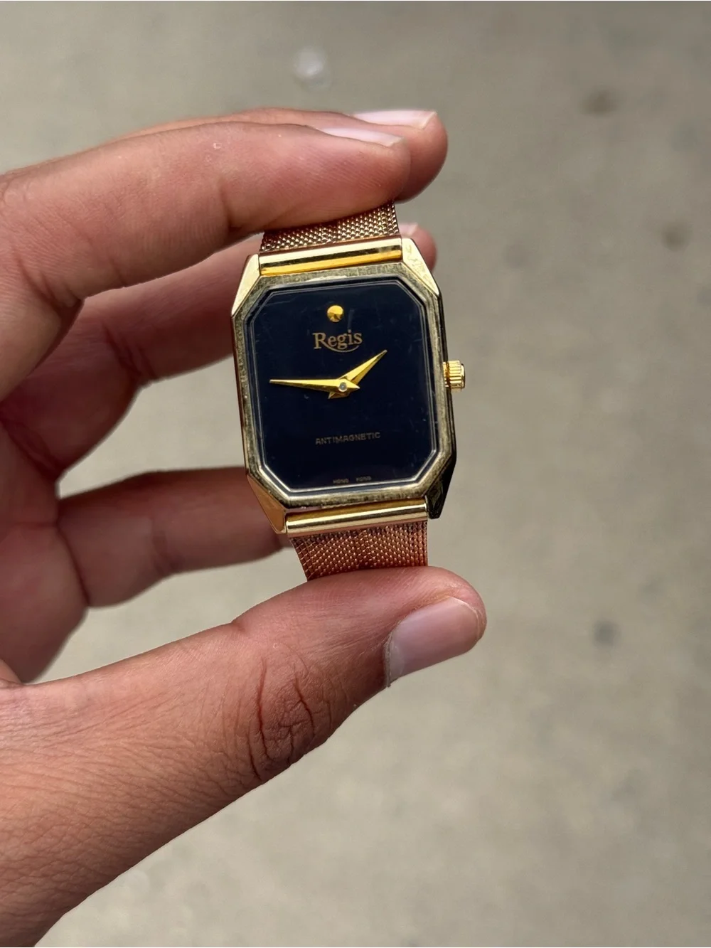 Regis vintage Gold-Tone Mesh Bracelet Watch with Black Octagonal Dial men’s